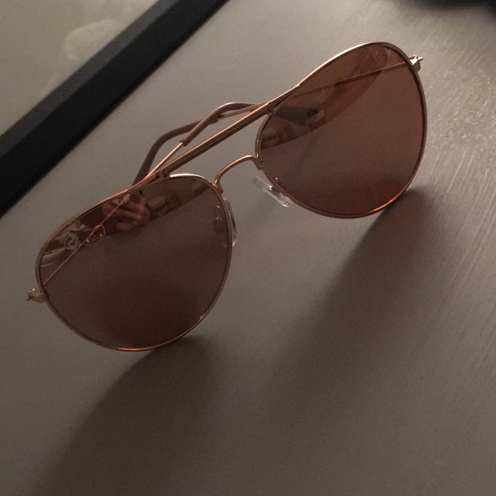 Rose Gold mirror reflective aviator sunglasses